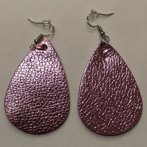 🆕Metallic Pink Faux Leather Drop Earrings